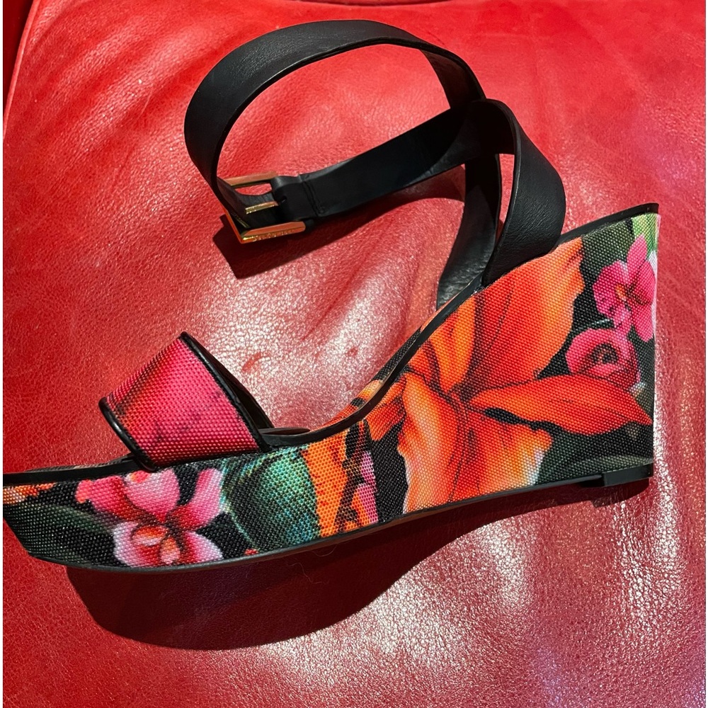 Ted Baker floral ankle strap sandal sz 10 - Picture 2 of 9